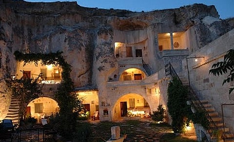  بالصور.. أغرب 10 فنادق في العالم