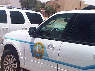 "هيئة مكة" تطيح بـ 5 أشخاص يقدِّمون المعسل للنساء والرجال  