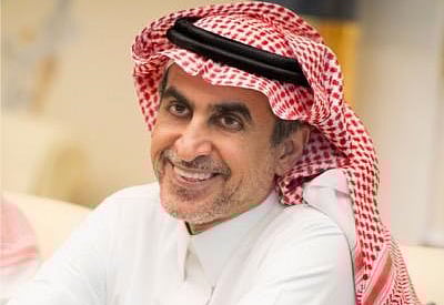 "عزام الدخيل" يشكر الملك ومنسوبي التعليم في "تويتر