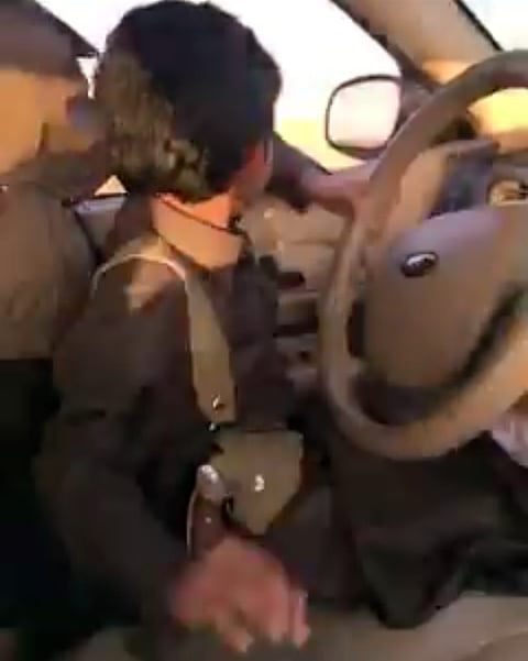 مصادر "سبق": شرطة الرياض تقبض على مواطن "سلّح" ابنه وسمح له بقيادة السيارة