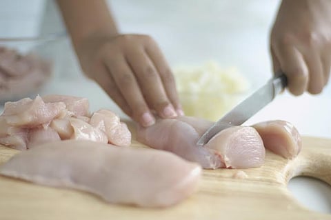 علماء يستخدمون الليزر للتعرف على الأطعمة المصابة بـ"إي- كولاي"