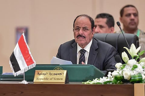 الرئيس اليمني يعيِّن الفريق علي محسن الأحمر نائبًا له