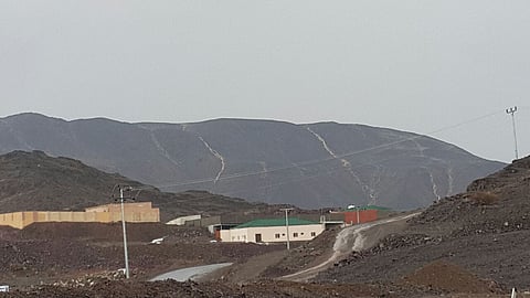 شاهد... هطول أمطار متوسطة على المدينة ..و"المدني" يدعو لأخذ الحيطة والحذر