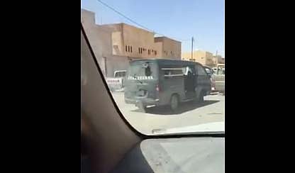 سائق يعرِّض حياة طالبات ابتدائية للخطر برفحاء
