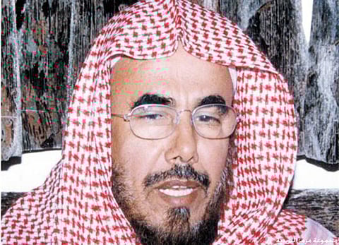 المُطلق يردُّ على مُنتقدي القرني والعريفي والبريك: هم كالفأرة تقرض ولا تُرى
