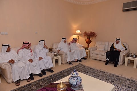 أمير الشرقية يعزي الأنصاري في وفاة "عمه "
