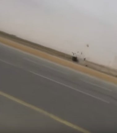 فيديو.. التفحيط يصرع قائد مركبة مقذوفاً ويصيب مرافقه بـ"صناعية الخرج"