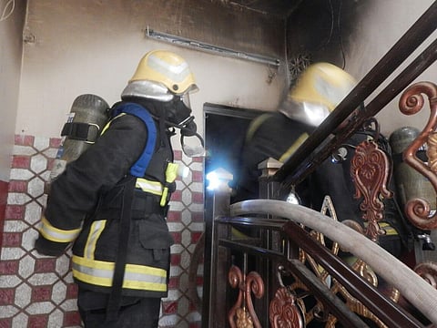 وفاة ٣ أشخاص بينهم طفل وإصابة ٤ آخرين في حريقٍ بجازان