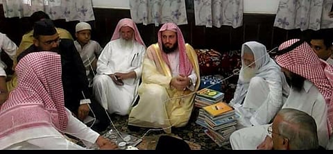 إمام الحرم المكي صالح آل طالب يزور رئيس وحدة العلماء بالهند