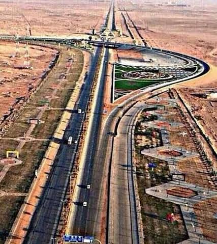 بعد تحذيرات الأرصاد.. أمطار خفيفة وعاصفة رملية شهدتها الحدود الشمالية