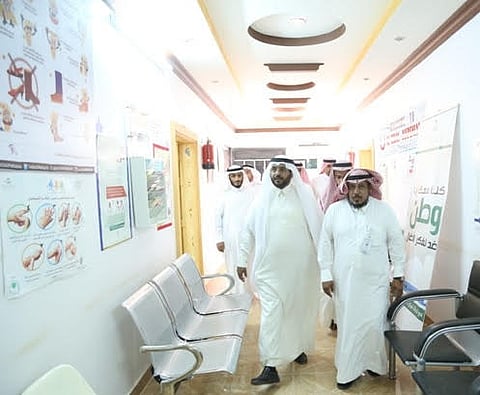 مدير صحة القصيم يعلن عن تشغيل مركز الرعاية  بالمخرم