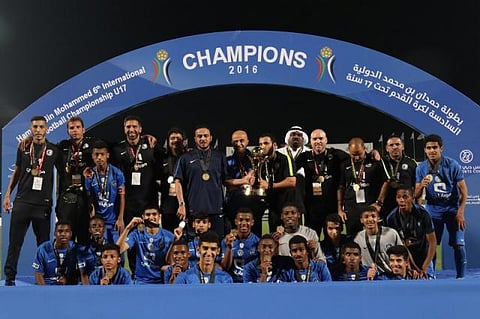 بالفيديو.. الهلال يهزم دورتموند ويتوج ببطولة حمدان بن محمد للناشئين