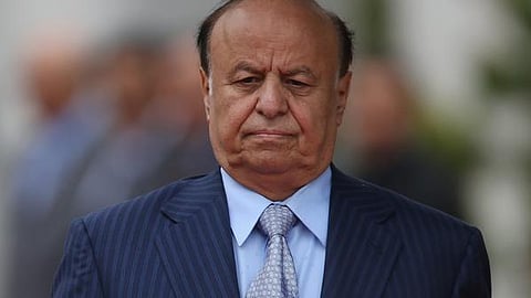 "هادي" مشيداً بصبر وفد الشرعية في الكويت: يدركون قضية الوطن بعيداً عن الأجندات