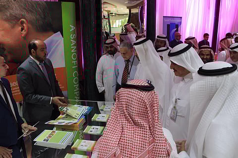 "مطير" يفتتح المؤتمر الصيدلي الثاني بولادة مكة