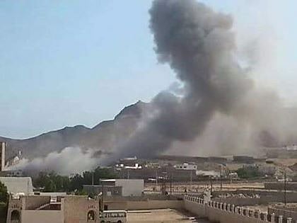 مصادر يمنية: ضربات التحالف أوقعت خسائر فادحة في الإرهابيين بالمكلا