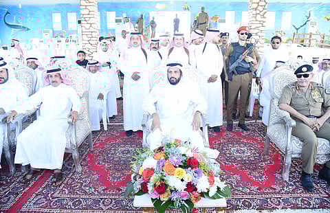 شاهد.. انطلاق سباق "صيد الحريد" في فرسان وسط أهازيج وفعاليات تراثية