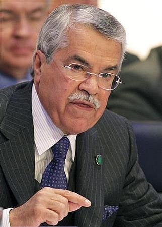 "الفرنسية": "النعيمي" قاد التأثير في سياسة منظمة أوبك بعد تدهور أسعار النفط الأخير