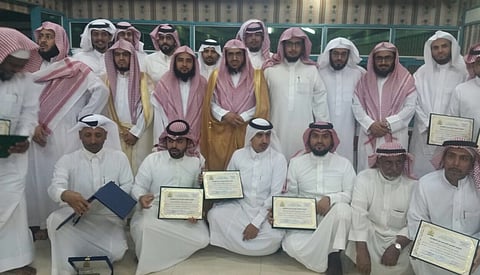 "الدوسري" يُكرم المتقاعدين والمتميزين بالمحكمة الجزائية بنجران