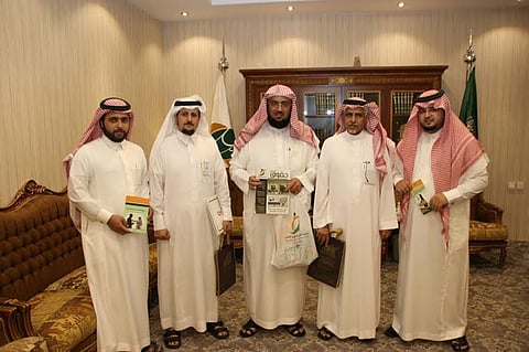 عسير.. وفد جمعية حقوق الإنسان يزور "بر أبها"