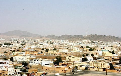 "البنات الخمس" يناشدن الإفراج عن والدهن بعفيف.. دين الـ 58 ألفاً قاده للسجن