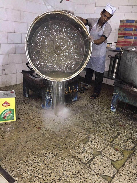 إغلاق محل أسماك فاسدة بالجوف وإتلاف لحوم وخضار غير صالح