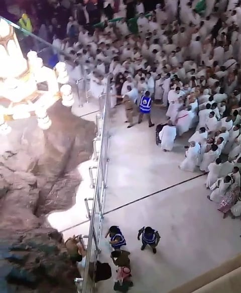 مصرع مقيم يمني قفز من أعلى شرفة المسعى بالدور الثاني