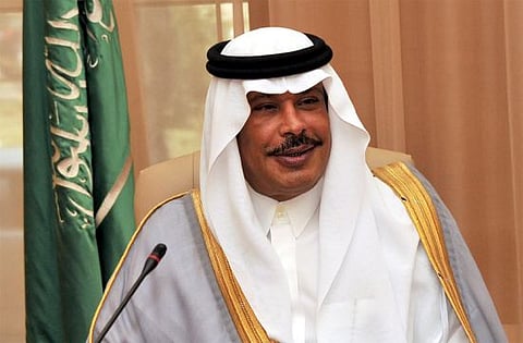 "مشاري بن سعود" معتذرًا للسكان والمصطافين: الحفريات بسبب مشاريع تُنفَّذ لخدمتكم