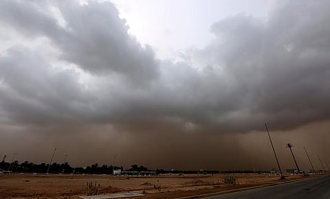 "صحة" جدة: رفعنا حالة التأهب لمواجهة الغبار .. وهذه هي نصائحنا