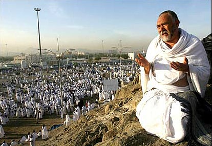 "الصحة" لكبار السن: استشيروا الأطباء قبل الحج