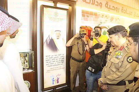 شاهد.. معرض المخدرات يستوقف "المحرج" ويعيد ذكرياته الجميلة