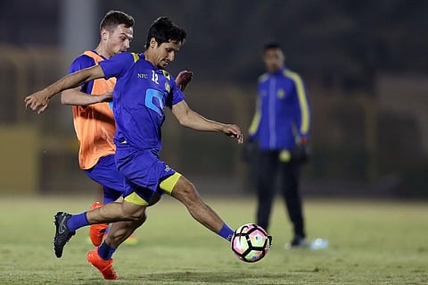 النصر يواجه الرائد في مباراة ودية مغلقة أمام الجماهير