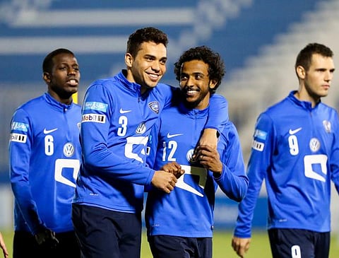 الهلال يكتفي بمران خفيف ومناورة.. المغادرة إلى جدة غداً