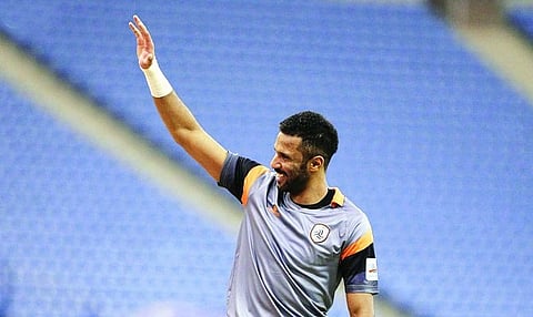 عبر بيان رسمي.. الشباب: العويس مماطل.. لن نعتمد عليه مستقبلاً