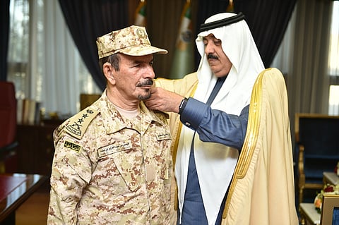 وزير الحرس الوطني  يقلّد "بن لبدة" رتبته الجديدة