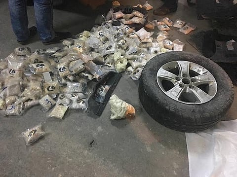 شاهد.. تفاصيل إحباط تهريب نصف مليون حبة مخدرة كانت في طريقها للسعودية