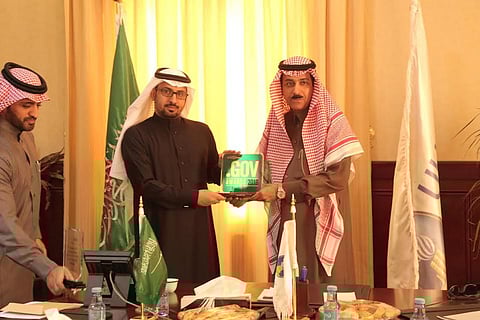 جامعة حائل تحصد جوائز "GOV" و"EMC"