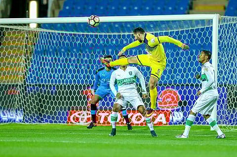 تيسير الجاسم يعتذر لجماهير الأهلي.. والسومة يكشف سبب تذبذب المستوى