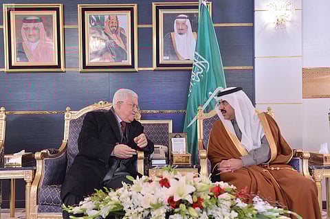 الرئيس الفلسطيني يصل الرياض.. اليوم