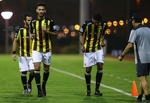 في ختام الجولة 14 من دوري جميل .. الاتحاد يسعى لاستعادة الصدارة من جديد