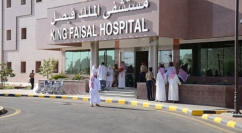 التحقيق في وفاة طفل وجدت عليه آثار حزق حول رقبته في "المجاهدين" بمكة