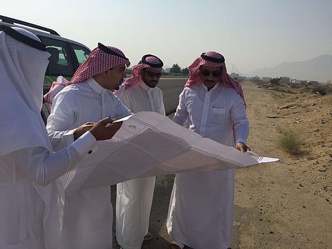 "فنية بلدي مكة" تقف على مشروع تصريف السيول الخادم لـ4 أحياء وبطول 6 كيلو