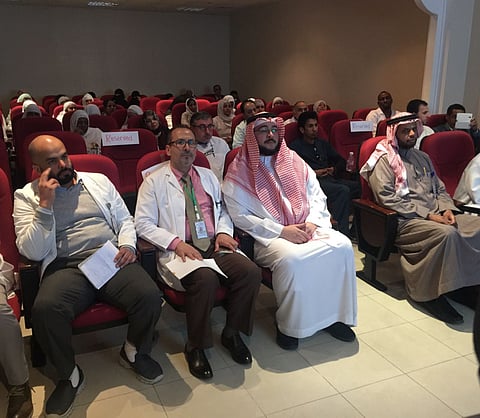 مستشفى الإمام تسلط الضوء على "بالون المعدة" و"السمنة"‎ بالرياض