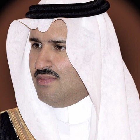 "أمير المدينة" يهنئ خادم الحرمين بمناسبة الذكرى الثانية للبيعة