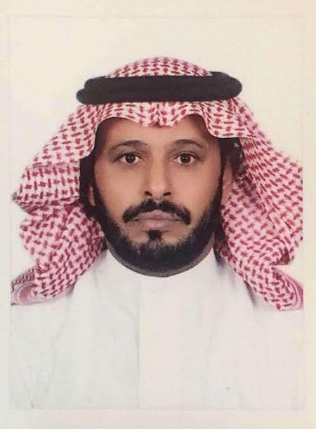 "السواط" إلى درجة أستاذ بجامعة الطائف