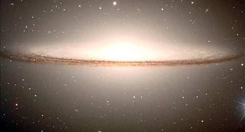 علماء فلك يرصدون "وحشين مختبئين" في الفضاء الخلفي للكون