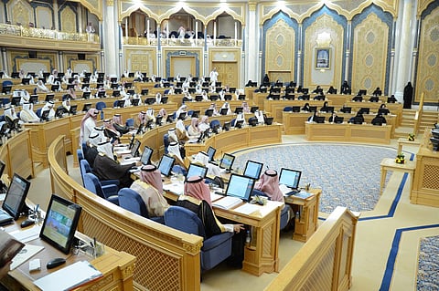 "الشورى" ينافش مبادرات الإيرادات غير النفطية