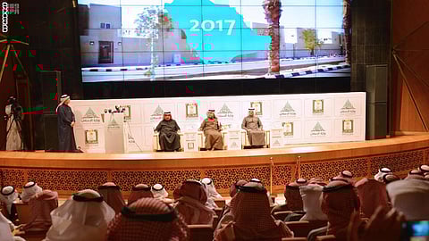 رزنامة "الإسكان": منتصف "فبراير" تخصيص أول المنتجات السكنية.. وأولى فواتير الأراضي البيضاء في "مارس"