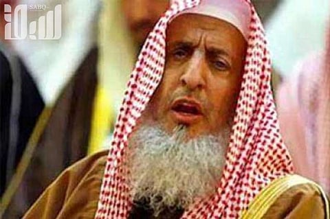 "المفتي" لشركات توظف المعاقين ولا تلزمهم بالدوام: لا يجوز.. هذا تحطيم للقدرات الذهنية والفكرية!