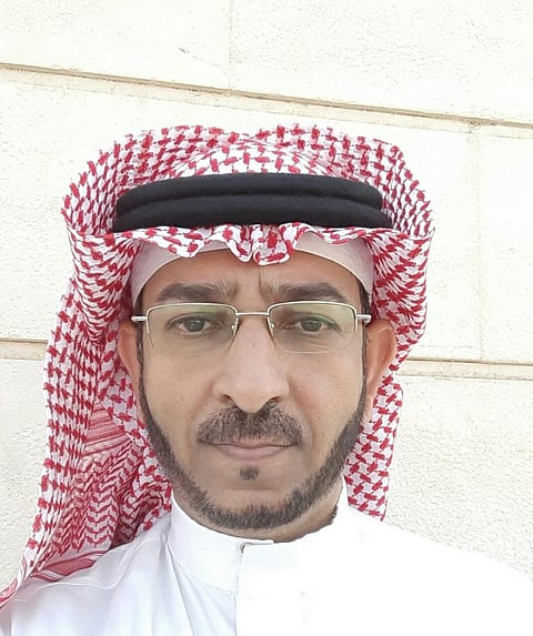 "نادر" يضيء منزل "عسيري" بعد 13 عاماً من زواجه