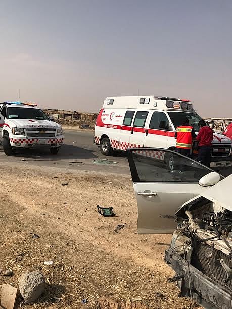 شاهد.. مصرع وإصابة 7 من عائلة واحدة في تصادم على طريق الجنادرية